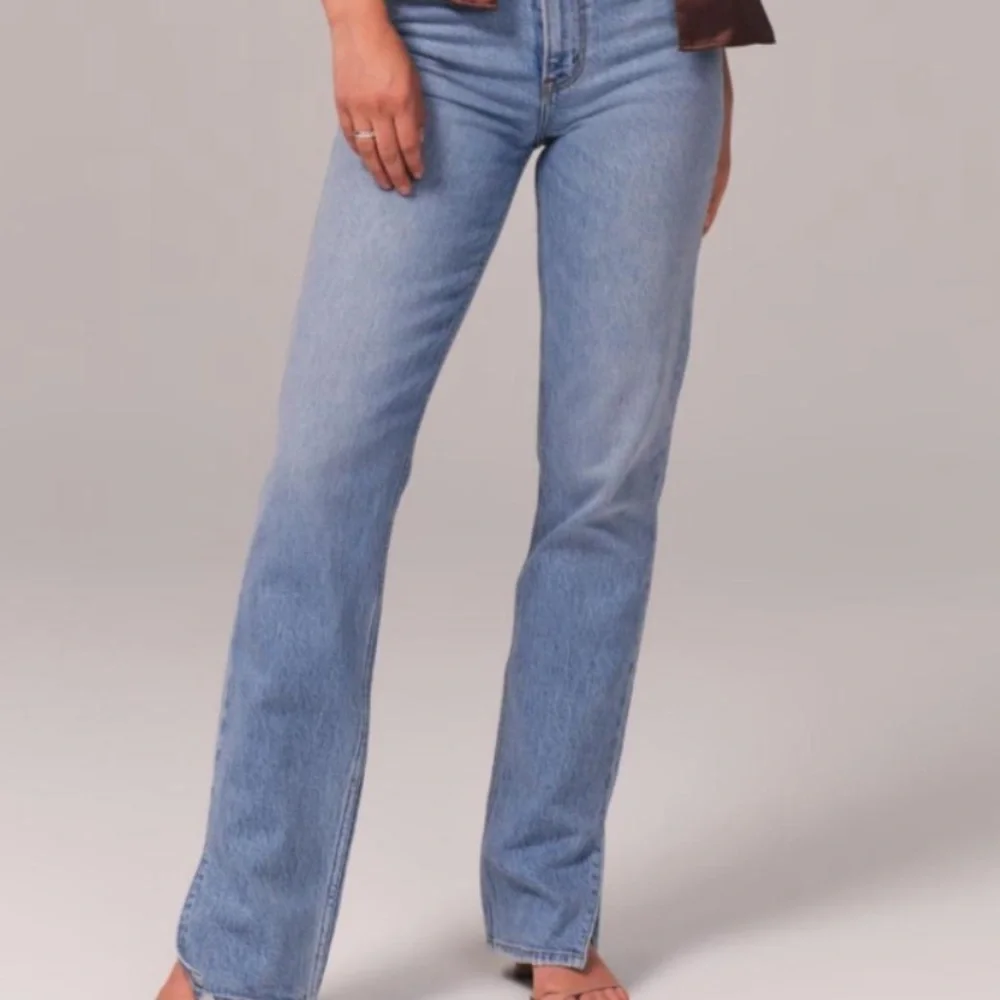 Abercrombie & Fitch 90’s ultra high rise jean - Picture 1 of 5